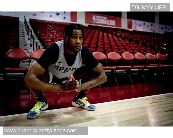 卡马拉赞布雷克韦斯利速度与风格兼具防守表现令人印象深刻